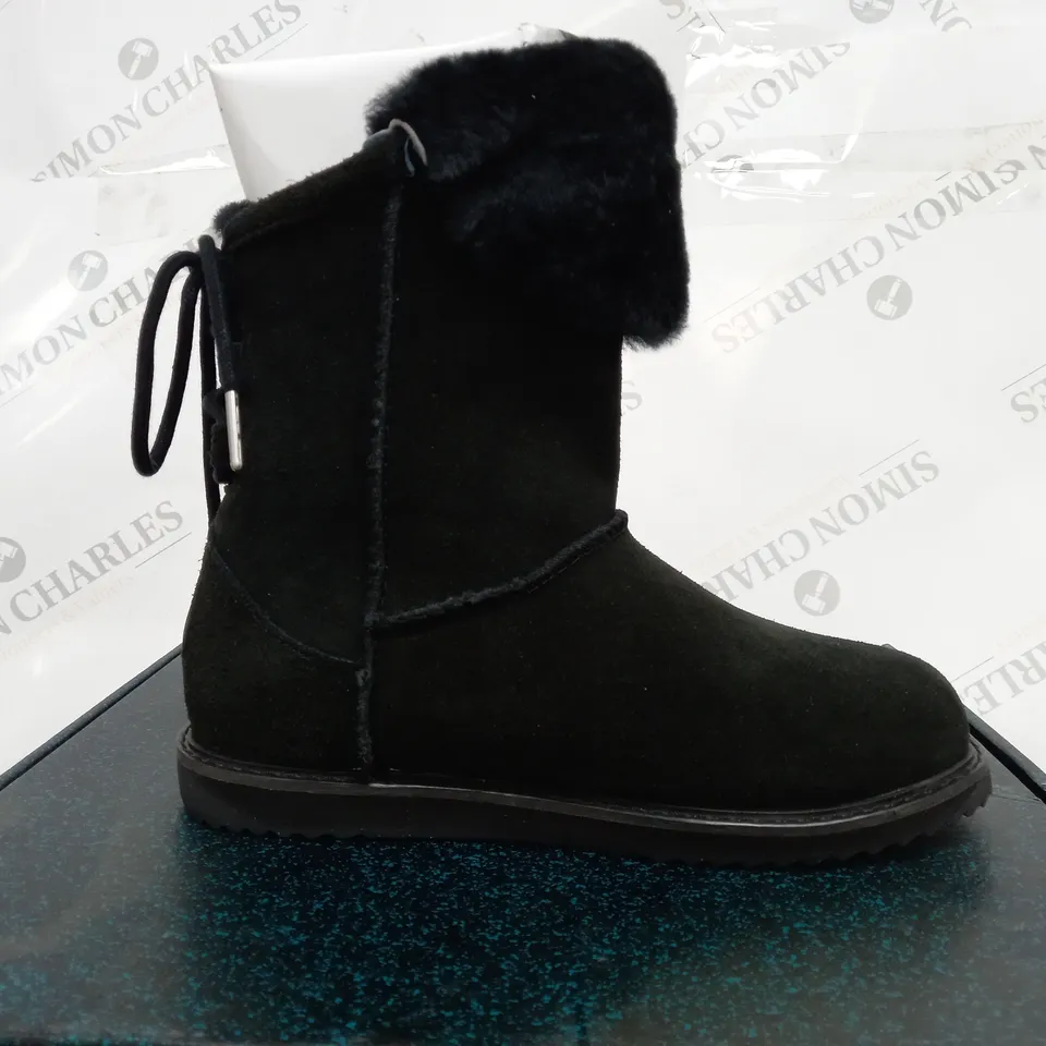 EMU BIRDWOOD BOOTS SIZE 4 BLACK - BOXED 