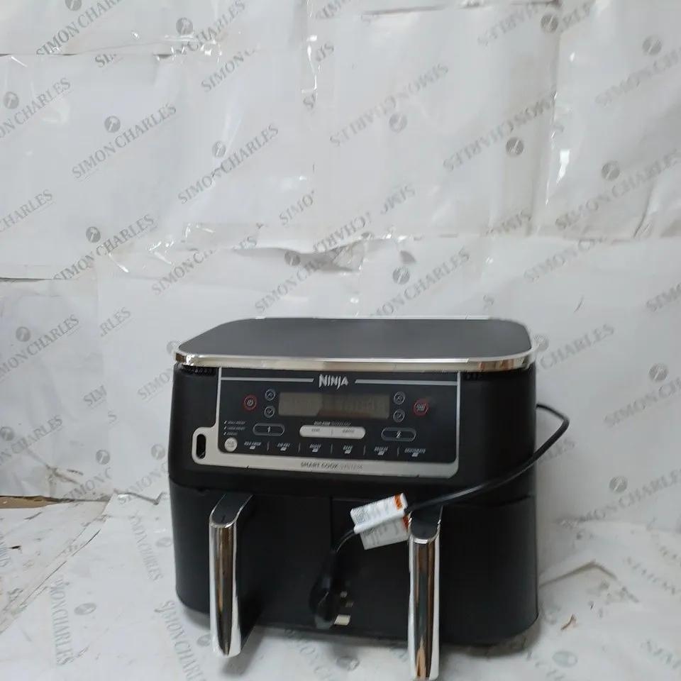 BOXED NINJA FOODI MAX DUAL ZONE 9.5L AIR FRYER AF451UK