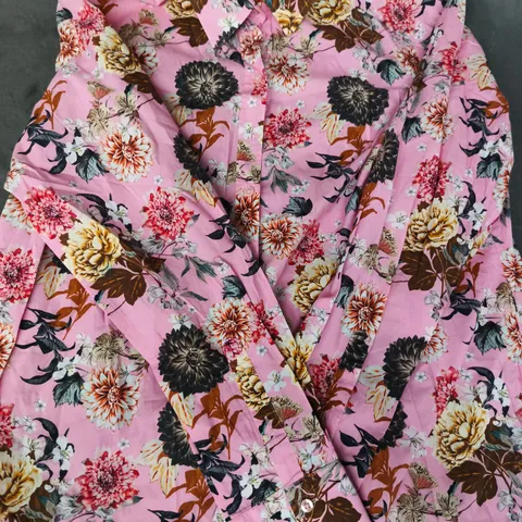HAWES & CURTIS SEMI-FITTED LONG SLEEVE FLORAL PATTERN SHIRT IN PINK SIZE UK 18