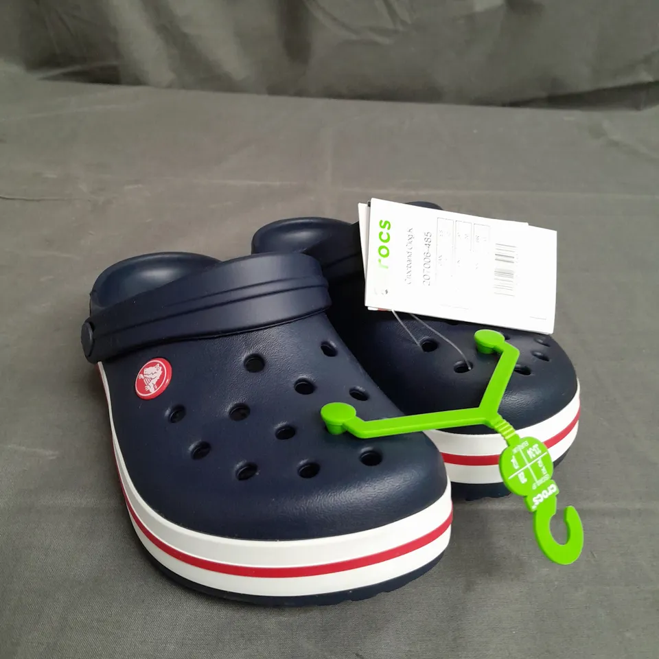 PAIR OF CROCS KIDS CROCBAND CLOG NAVY BLUE-RED SIZE J2