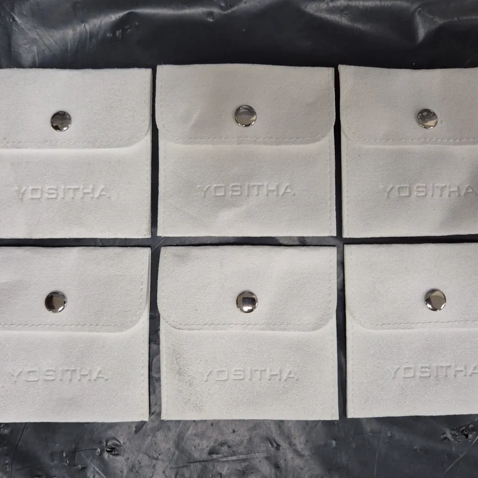 BOX OF APPROXIMATELY 200 YOSITHA GIFT POUCHES IN WHITE