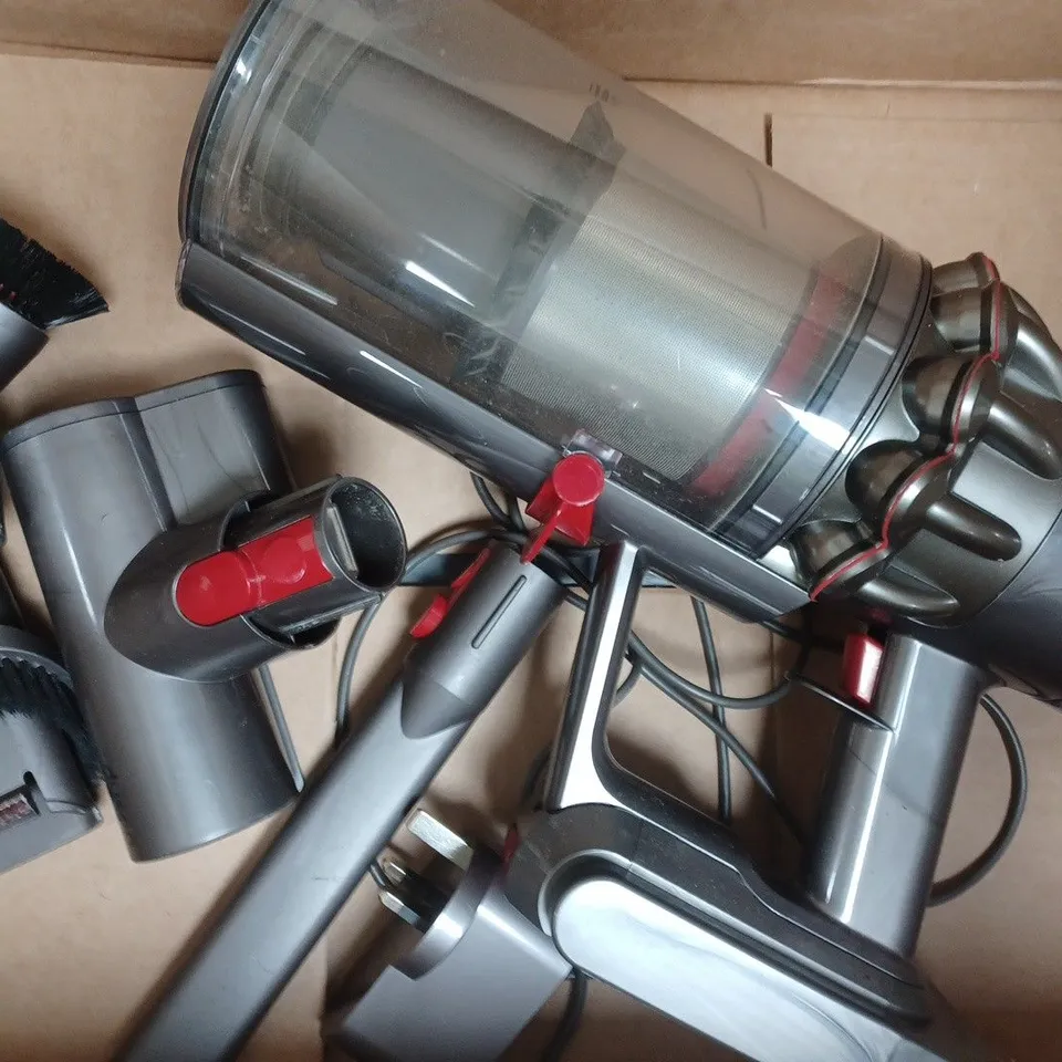 DYSON V11 CORDLESS VACUUM CLEANER