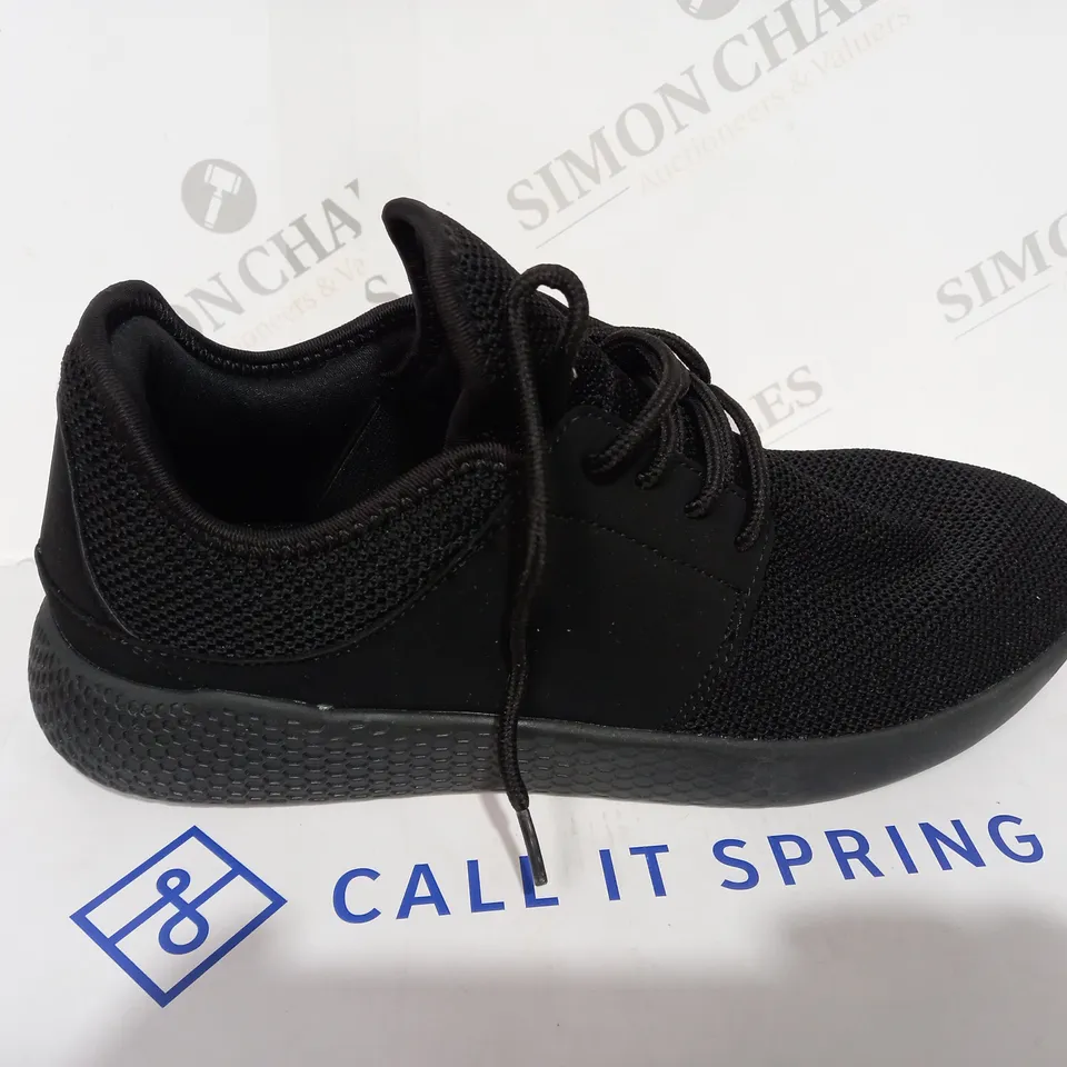 BOXED CALL IT SPRING BLACK SHOES - SIZE 7