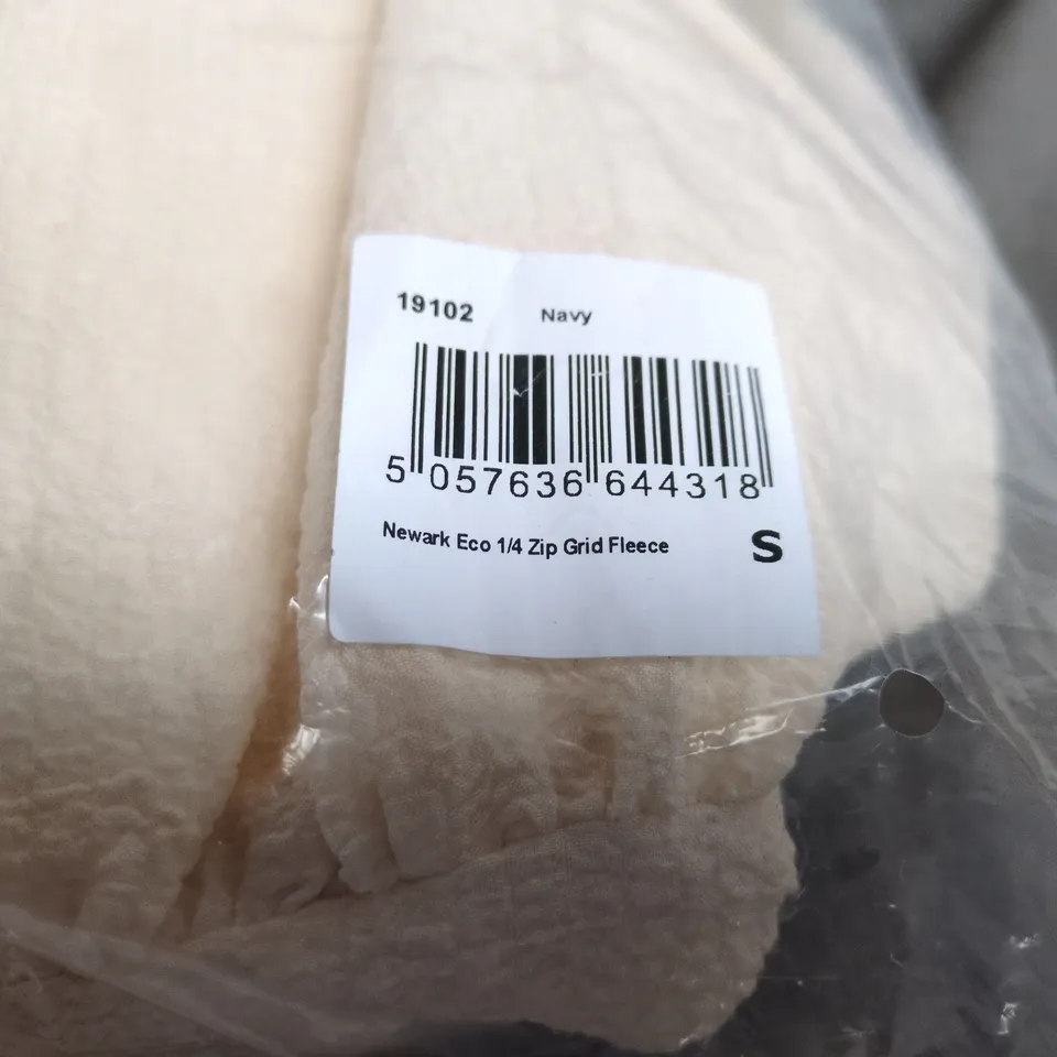 WEIRD FISH NEWARK ECO 1/4 ZIP GRID FLEECE – NAVY – UK SMALL (S)