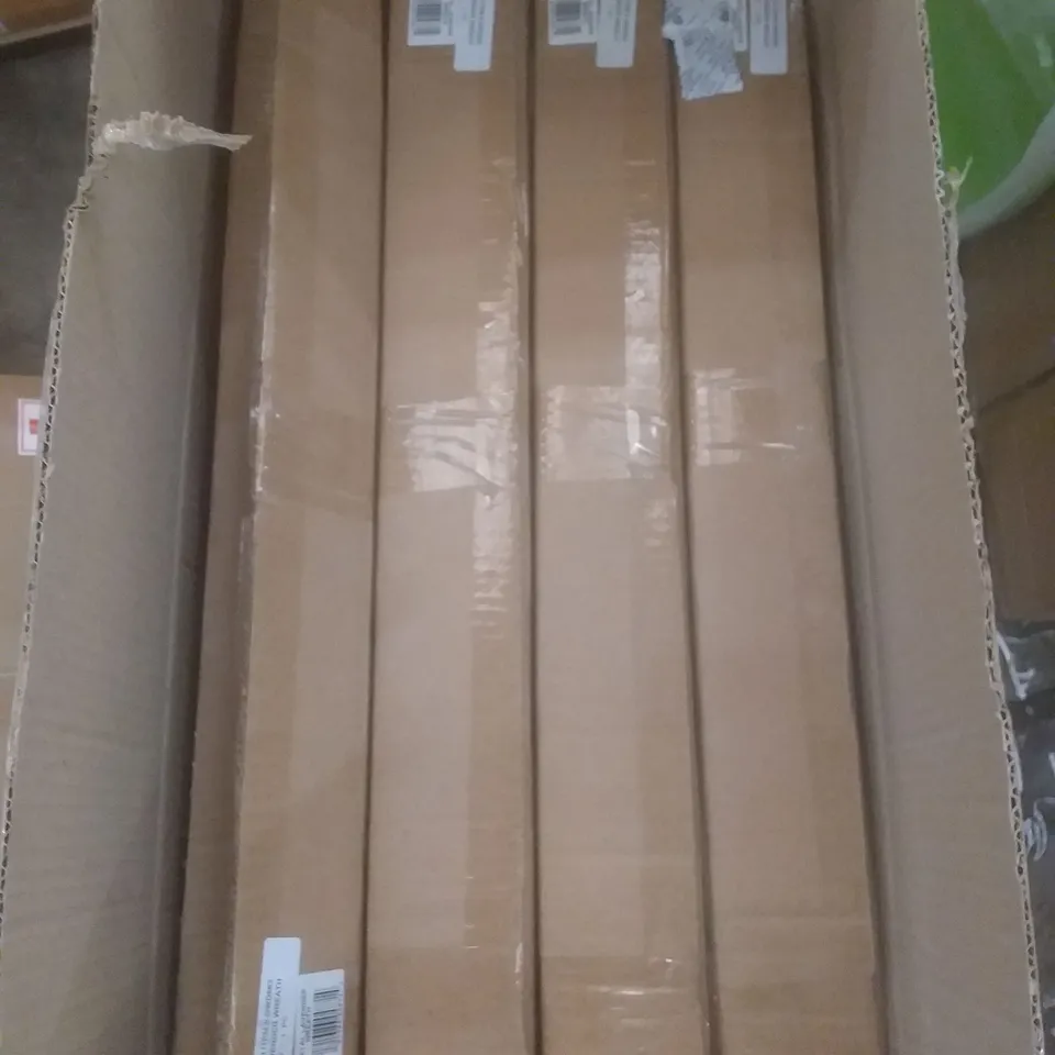 BRAND NEW BOXED X4 LAVENDER WREATH