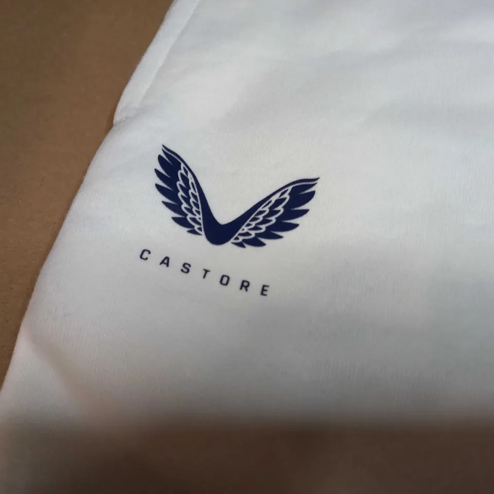 CASTORE TECH SWEATSHORTS IN WHITE - MEDIUM
