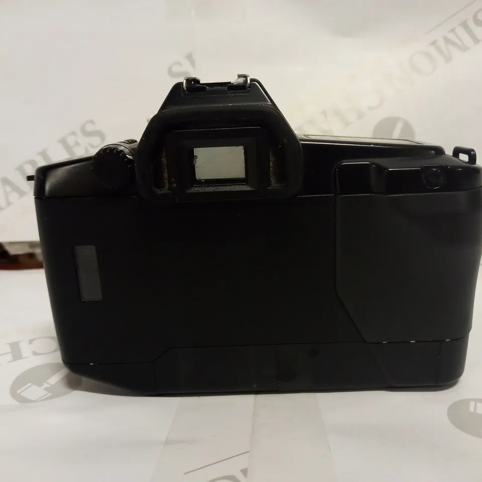 CANON EOS 650 CAMERA - BLACK