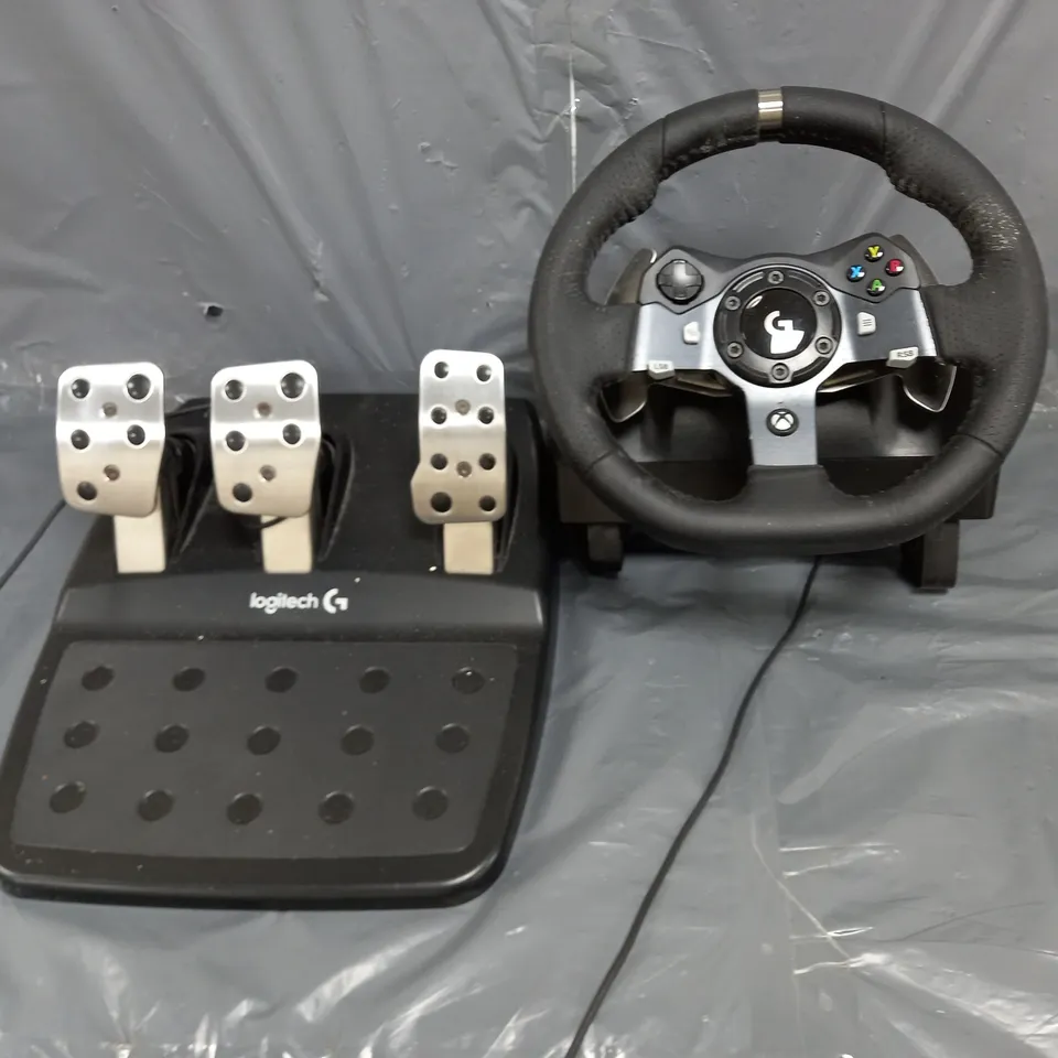 BOXED LOGITECH G G920 DRIVING FORCE RACING WHEEL BLACK