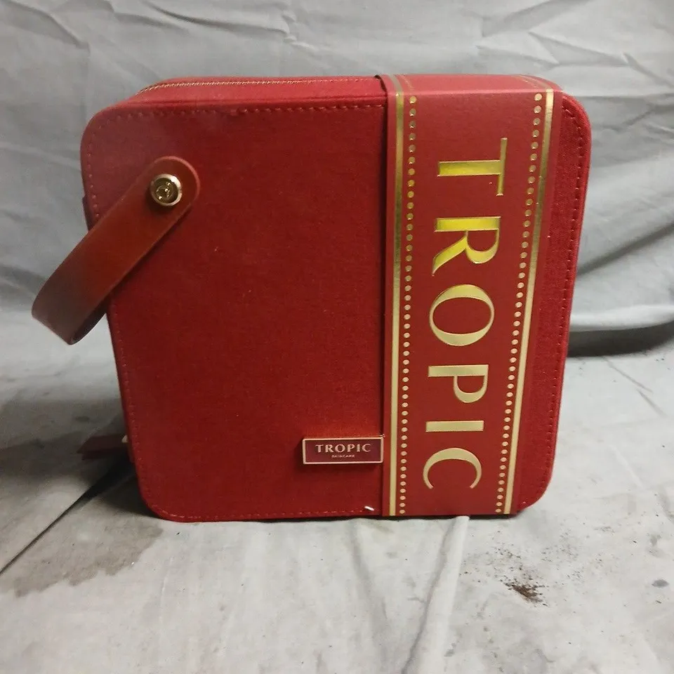 TROPIC BODY CARE GIFT SET WITH RED ZIP CASE