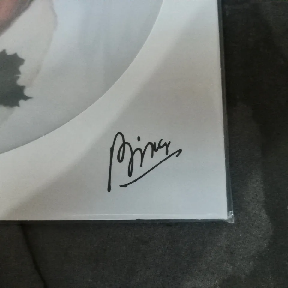 BING CROSBY MERRY CHRISTMAS VINYL