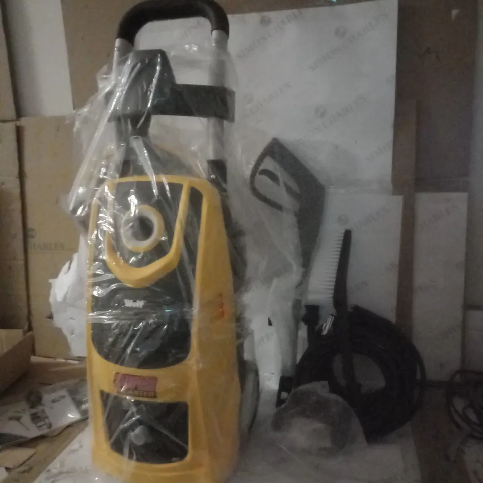 BOXED WOLF SUPER BLASTER PRESSURE WASHER YELLOW 
