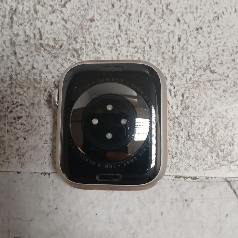 APPLE WATCH SERIES 8 ALUMINUM SMARTWATCH