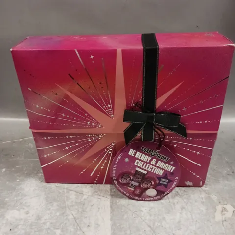 SOAP & GLORY BATH BE BERRY & BRIGHT COLLECTION