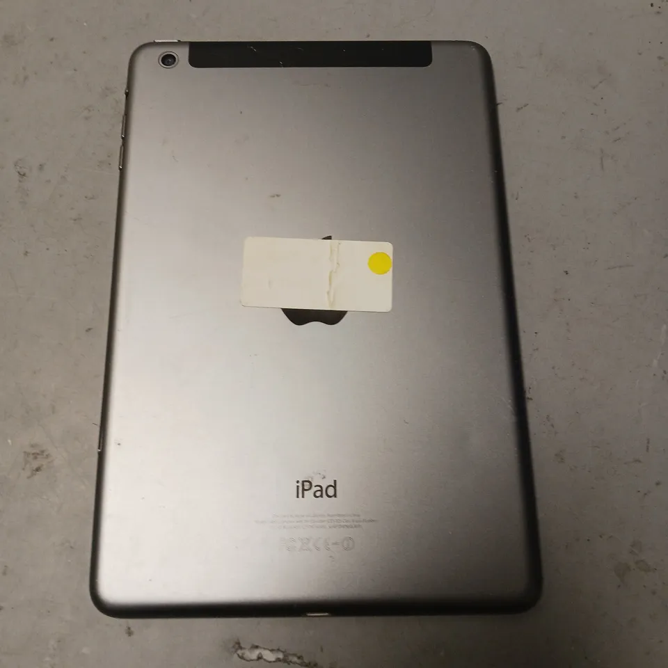 UNBOXED APPLE IPAD TABLET - A1455