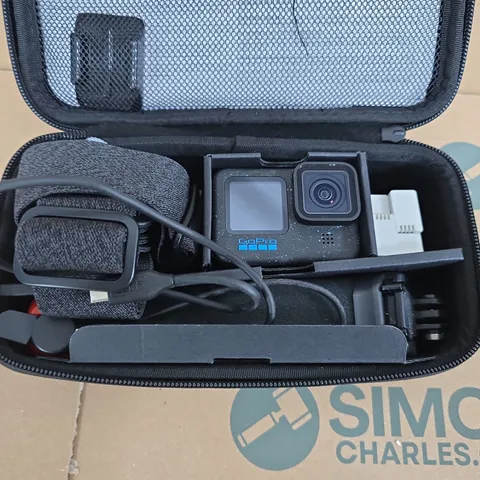 GOPRO ACTION CAMERA WITH CHEST HARNESS & MOUNTS 