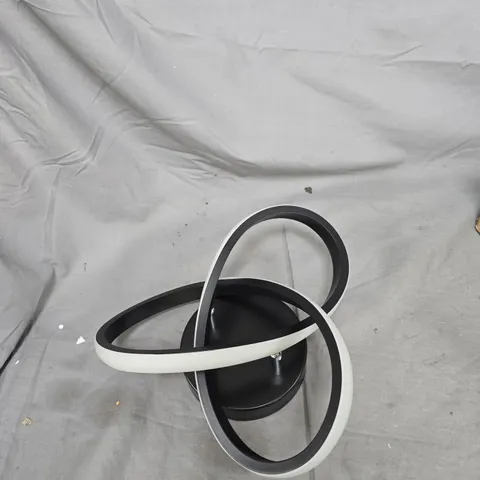 2x MODERN TRIPLE-RING CEILING LIGHT – BLACK & WHITE 