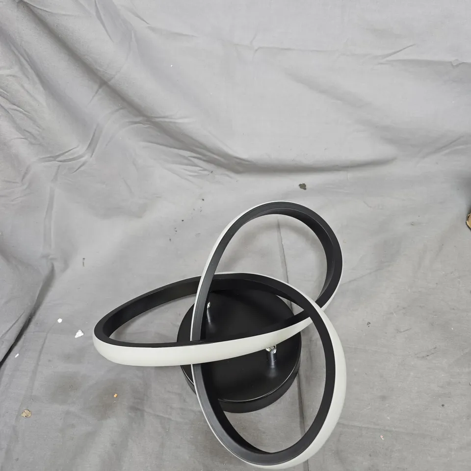 2x MODERN TRIPLE-RING CEILING LIGHT – BLACK & WHITE 