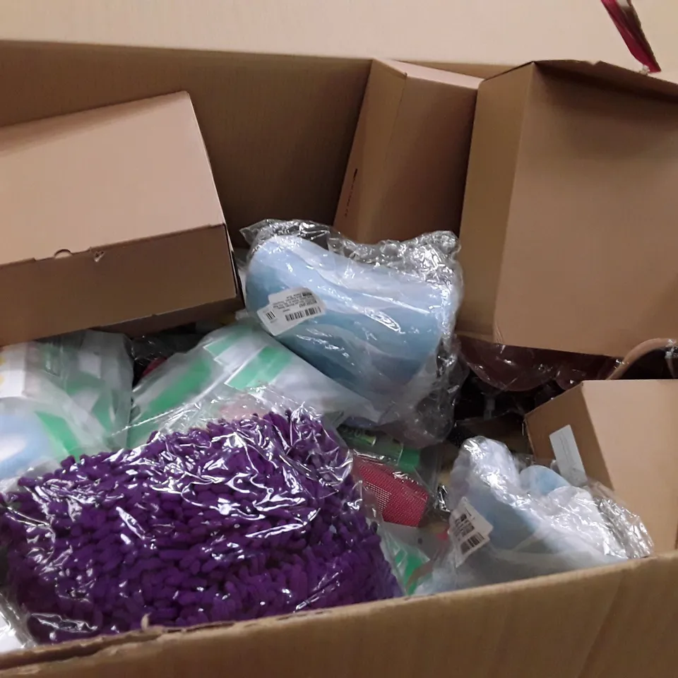 PALLET OF ASSORTED PRODUCTS INCLUDING MULTIPURPOSE SLIPPERS, BRUSH SET, PLACEMATS, NIPPLE COVERS, MOSQUITO REPELLENT BRACELETS, BUCKET HAT