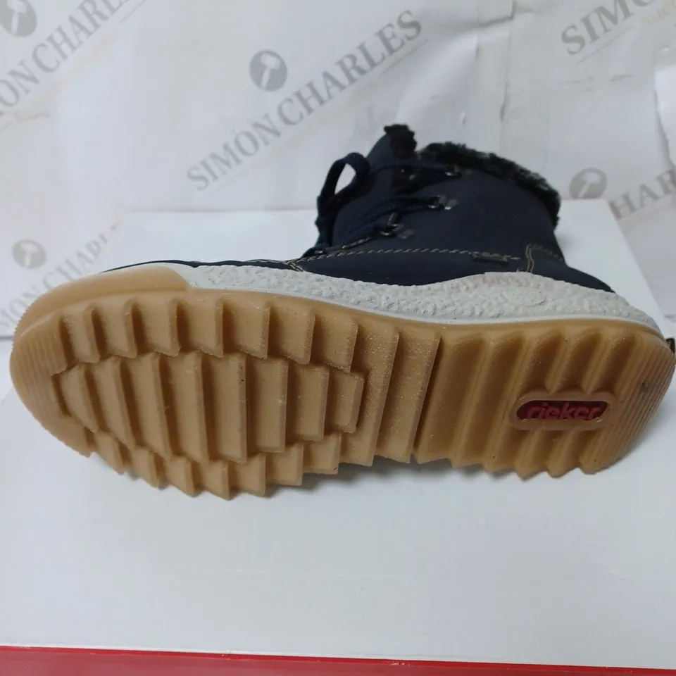 BOXED RIEKER WARM HIKING BOOTS, NAVY - SIZE 6 