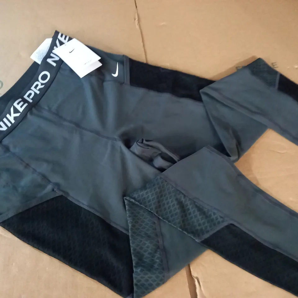 NIKE PRO WOMENS TIGHT FIT TRAINING PANTS - L/G
