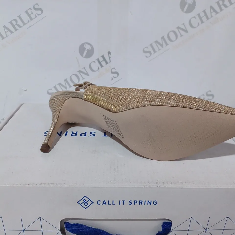BOXED CALL IT SPRING ALDO VIVICA HEEL - 3