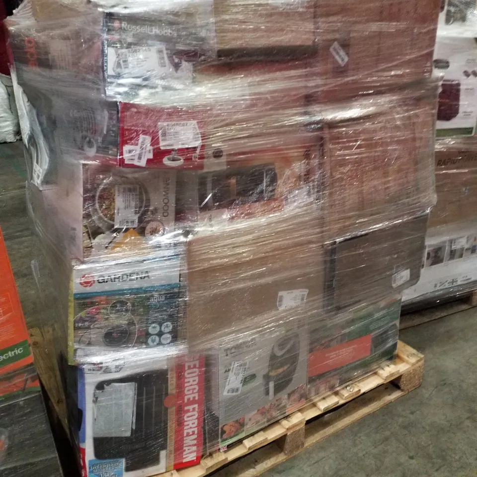 PALLET OF APPROXIMATELY 41 UNPROCESSED RAW RETURN HOUSEHOLD AND ELECTRICAL GOODS TO INCLUDE;