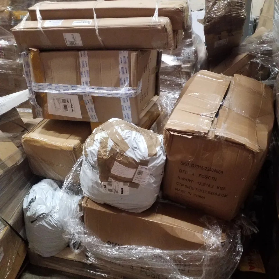 PALLET CONTAINING ASSORTED PRODUCTS INCLUDING TENT, ROLLS OF WALLPAPER & ORAL IRRIGATOR