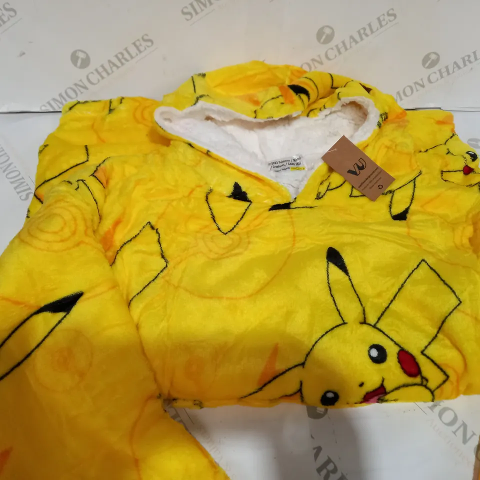 POKEMON SLEEPING JUMPER WITH PIKACHU DESIGN - YELLOW