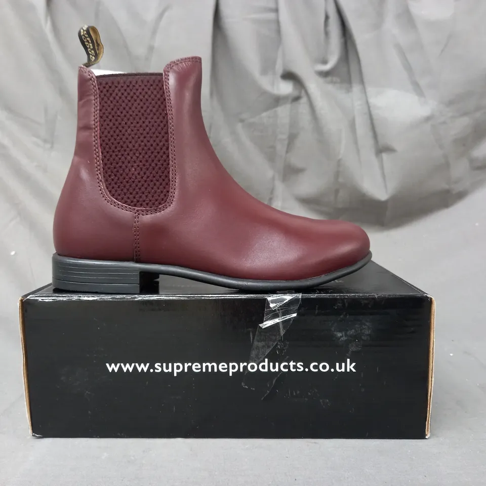 BOXED PAIR OF SUPREME PRODUCTS SHOW RING JODHPUR BOOTS IN OXBLOOD SIZE 1