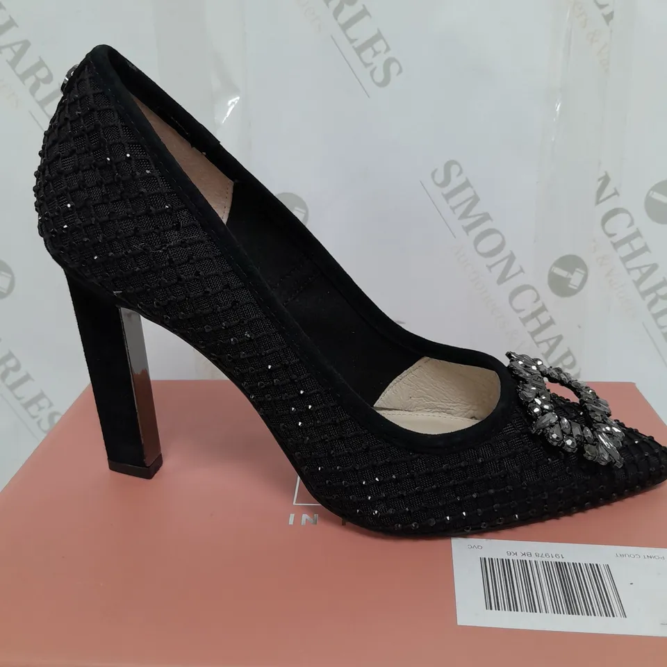 MODA IN PELLE IN BLACK SIZE 6 - BOXED 