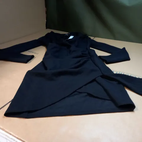 BOOHOO BLACK WRAP DETAIL FITTED BLAZER DRESS - SIZE 8