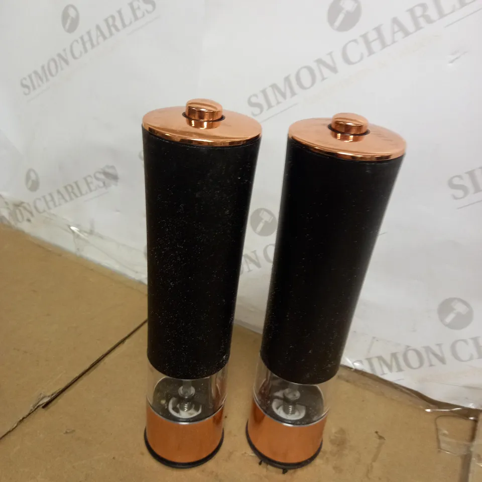 TOWER ELECTRIC SALT AND PEPPER MILL 
