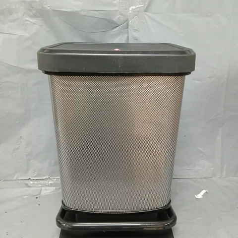 ROTHO PEDAL BIN PASO 20 L DECOR CARBON