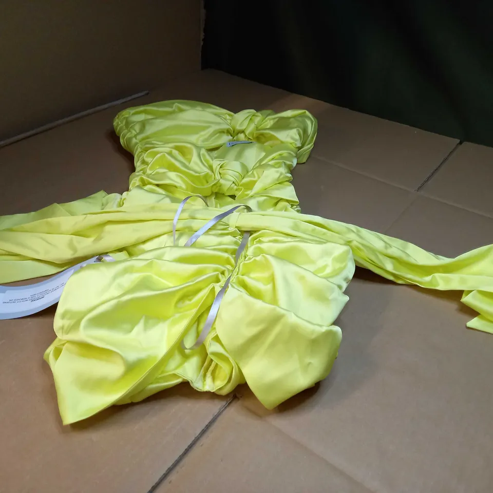 THE DOLLS HOUSE YELLOW STATEMENT SATIN MINI DRESS - SMALL