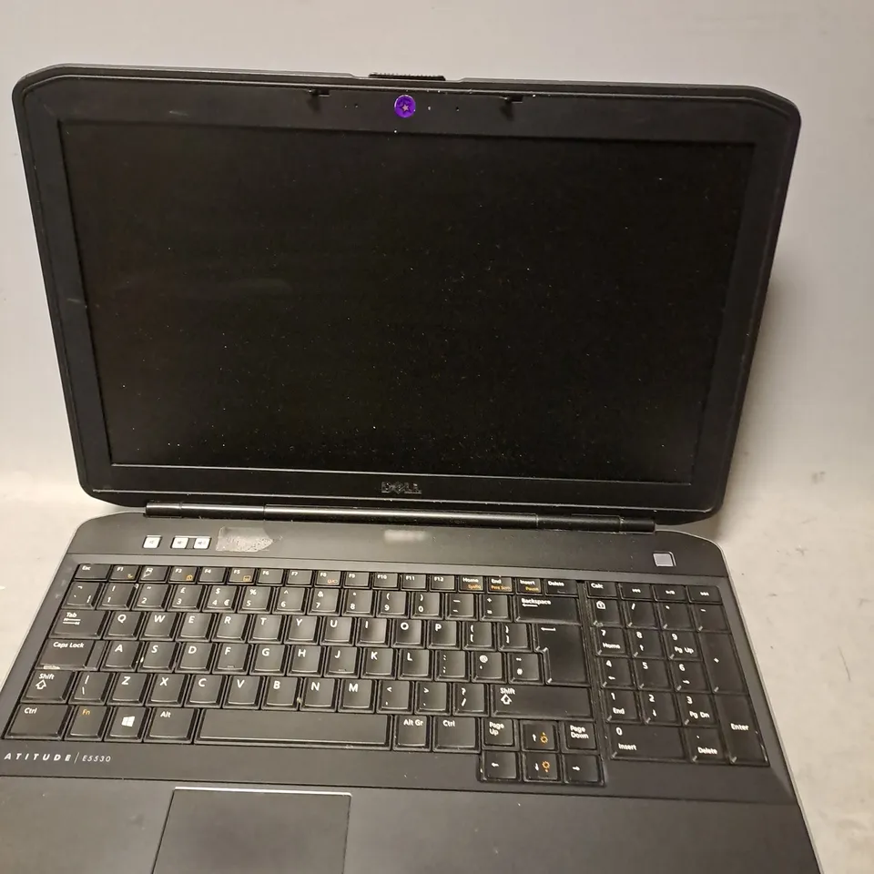 DELL LATITUDE E5530 LAPTOP