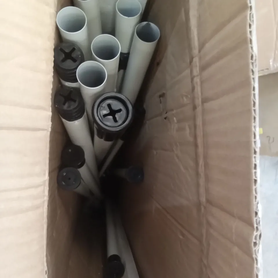 BOXED SKAGHE 138CM W - 235CM W CLOTHES STORAGE SYSTEM 