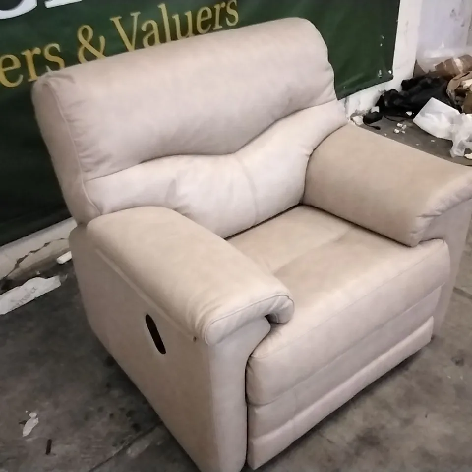 QUALITY BRITISH DESIGNED & MANUFACTURED G PLAN MOCHA LEATHER ELECTRIC RECLINING ARMCHAIR 