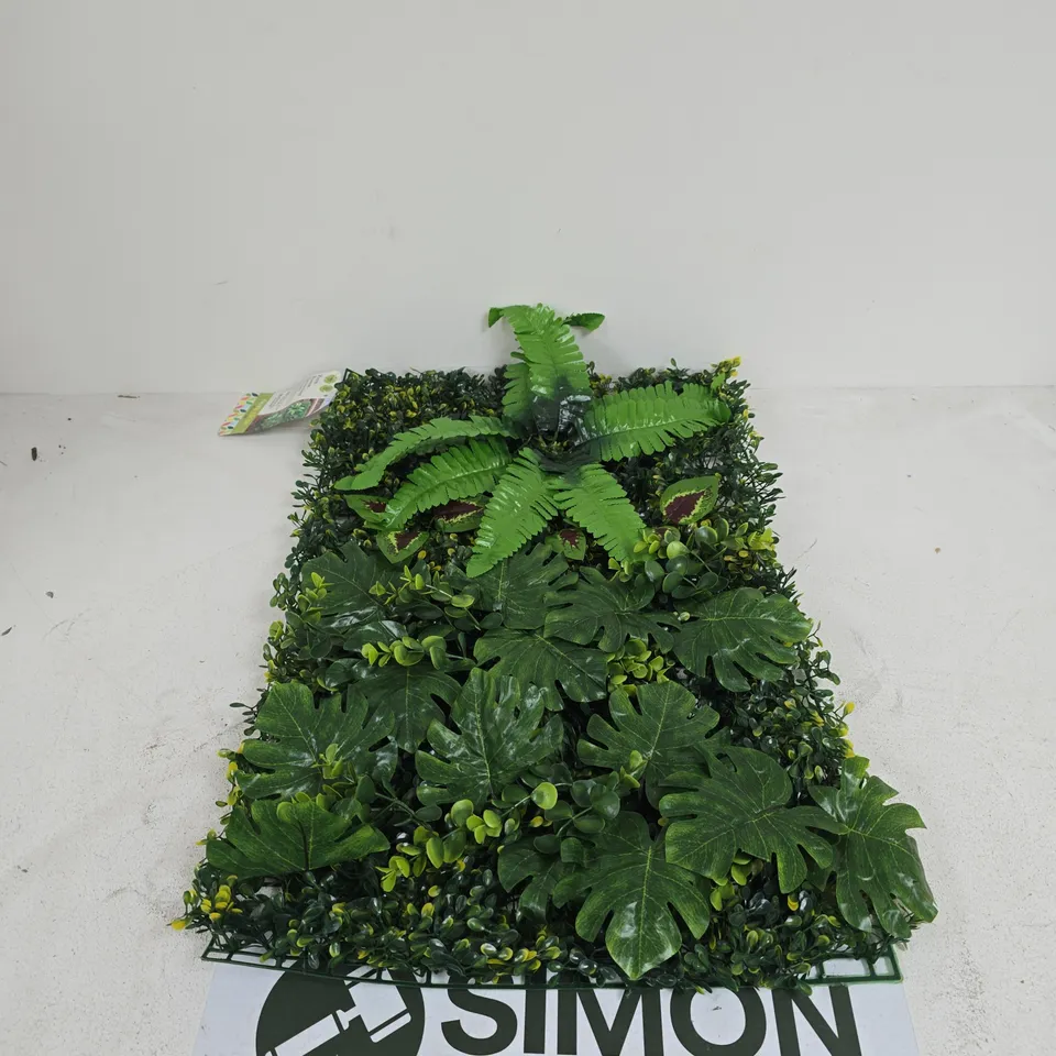 FAUX FERN SCREENING PANEL – GARDEN DECORATION