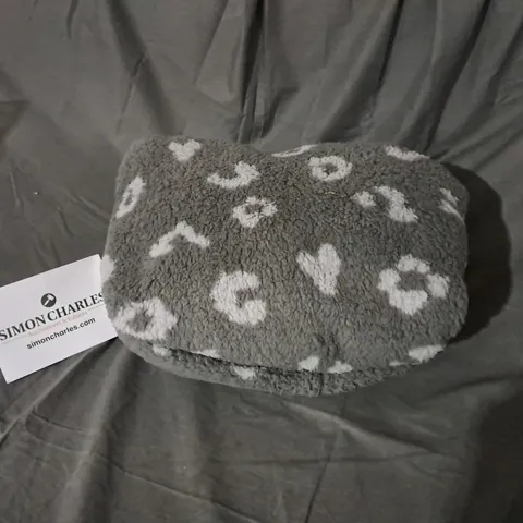 COZEE HOME OVERSIZED HOODED CARDIGAN IN GREY LEOPARD - L/XL