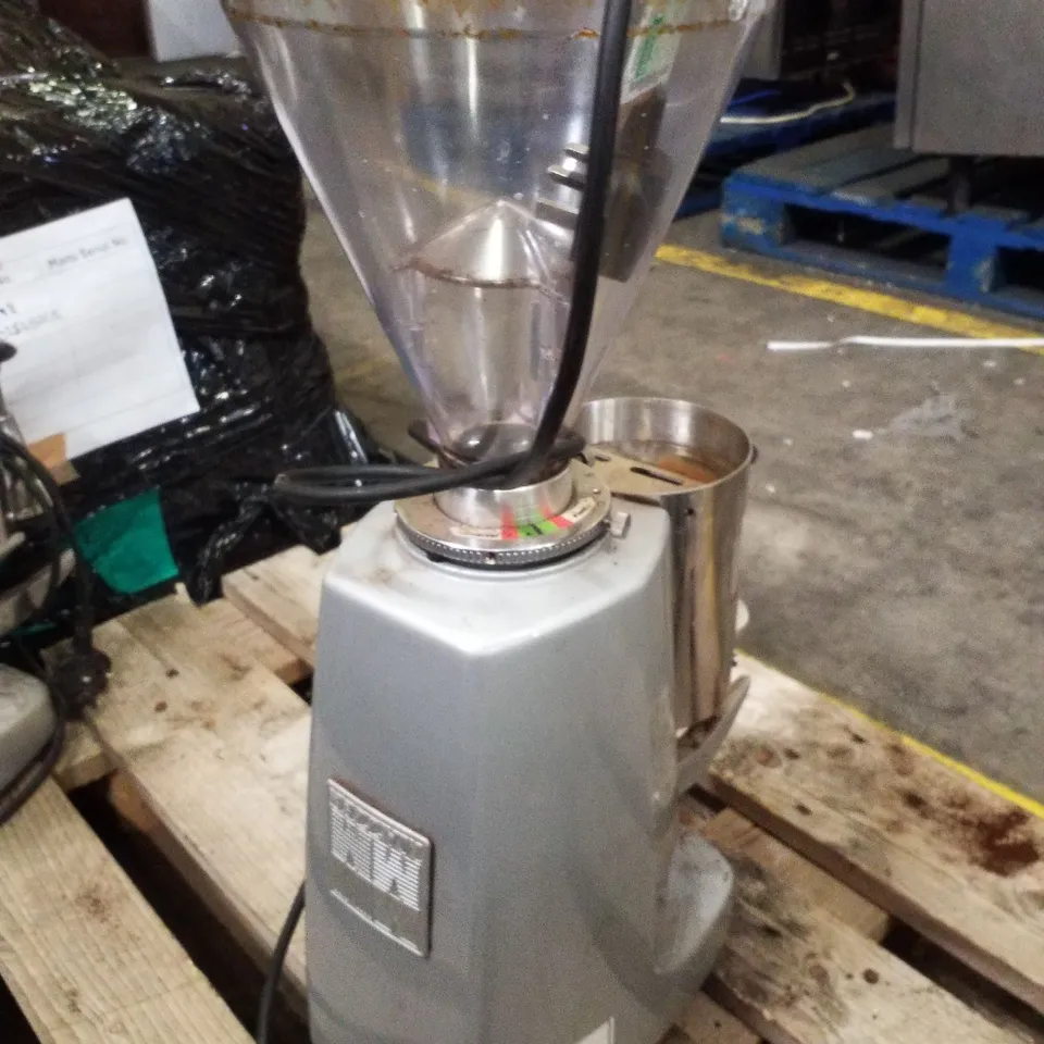 MAZZER LUIGI COMMERCIAL COFFEE GRINDER