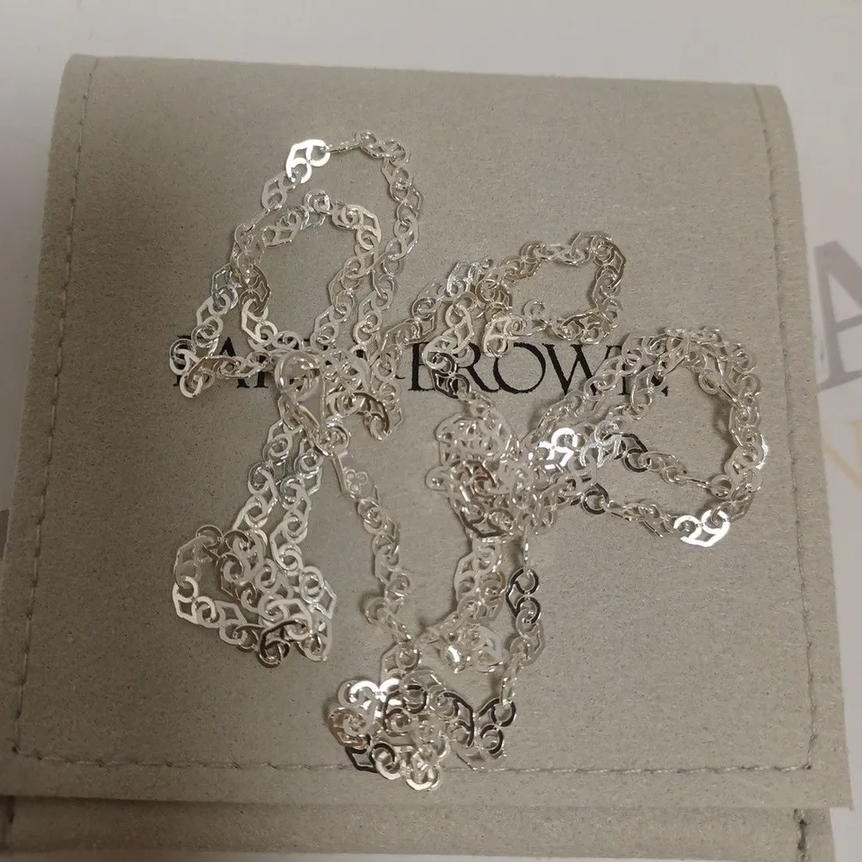 FAITH & BROWN ITALIAN CRAFTED HEART LINK LONG CHAIN IN SILVER