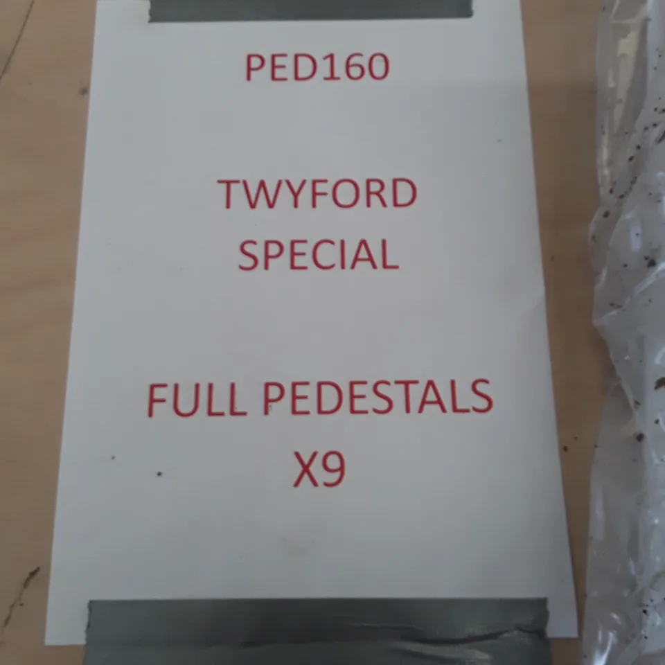PALLET CONTAINING 9 FULL WHITE PEDESTALS
