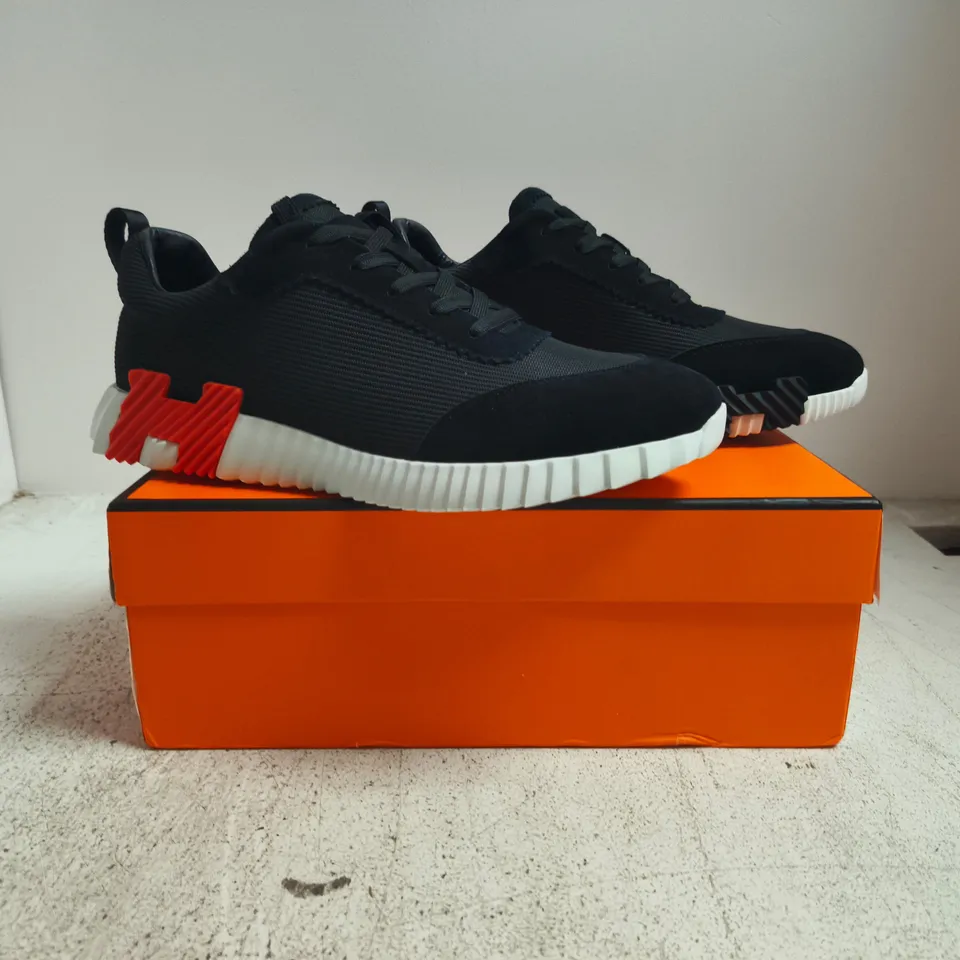 BOXED PAIR OF HERMES TRAINERS IN BLACK/WHITE/RED SIZE EU 43