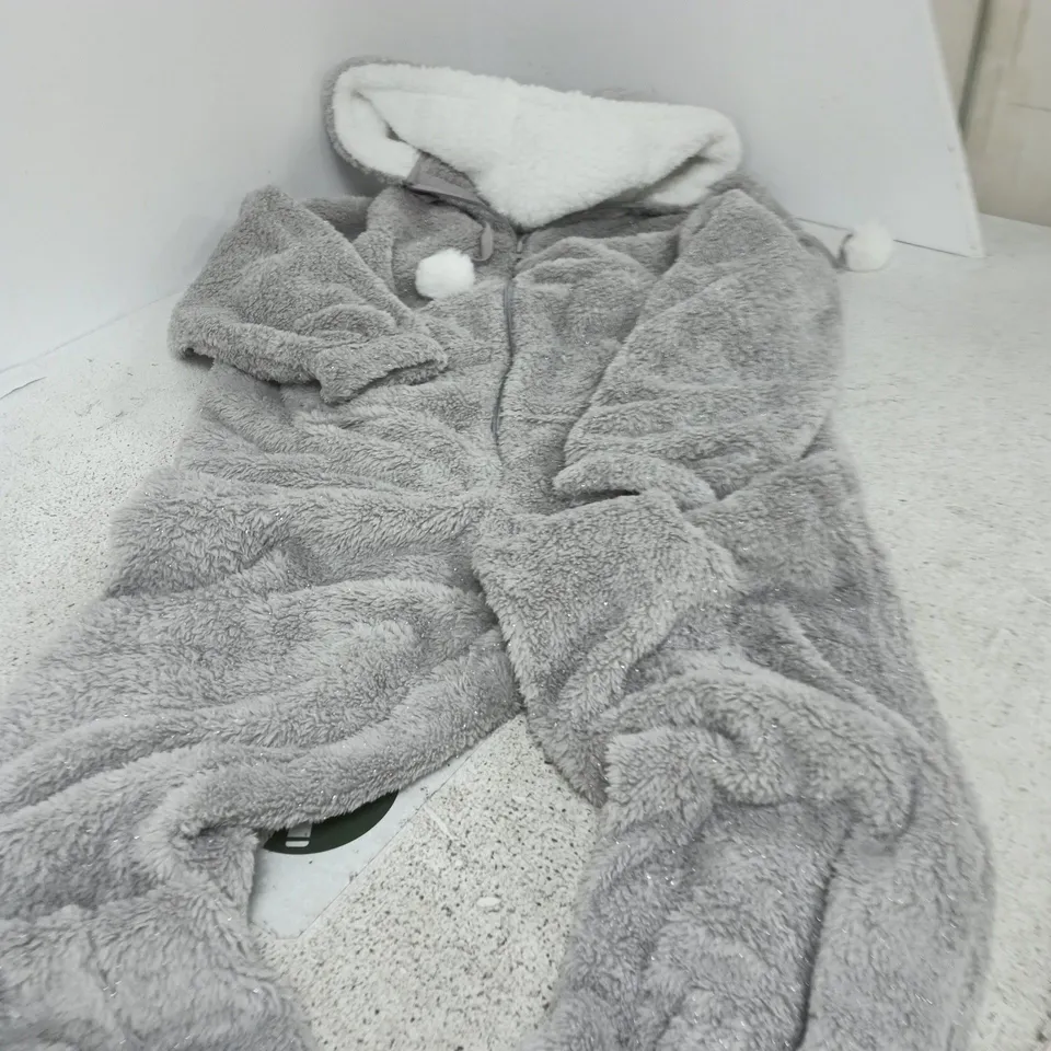 COZEE HOME PLUSH HOODED ROBE – GREY