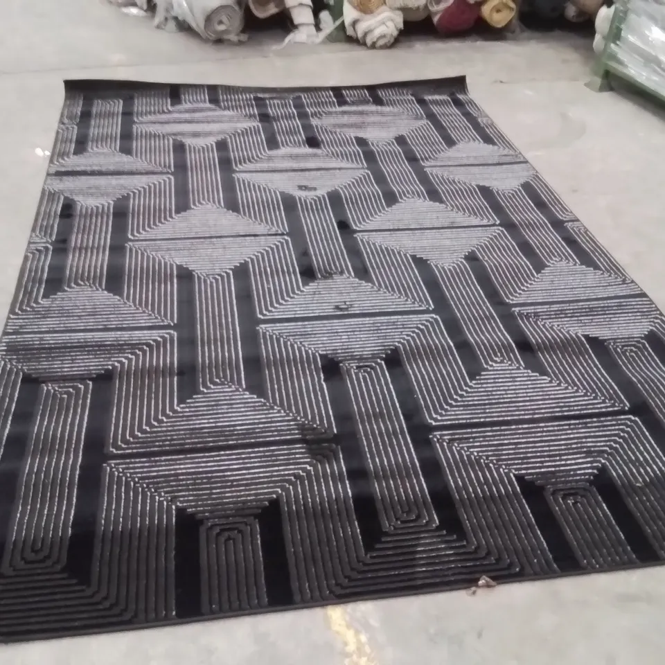 PALLET OF APPROXIMATELY 20 QUALITY DESIGNER RUGS