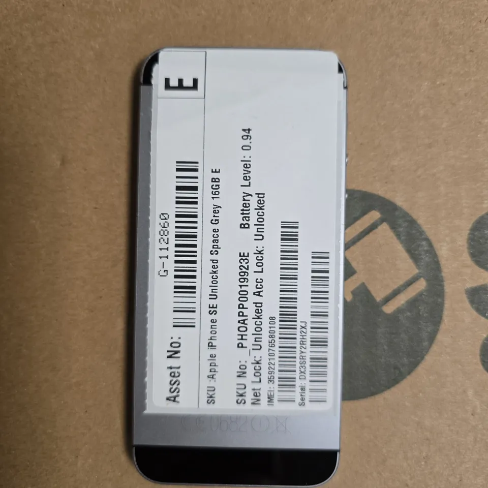 APPLE IPHONE SE SMARTPHONE 