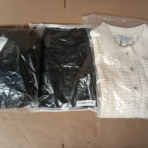 APPROXIMATELY 20 ASSORTED CLOTHING AND FASHION PRODUCTS IN VARIOUS STYLES AND SIZES - COLLECTION ONLY
