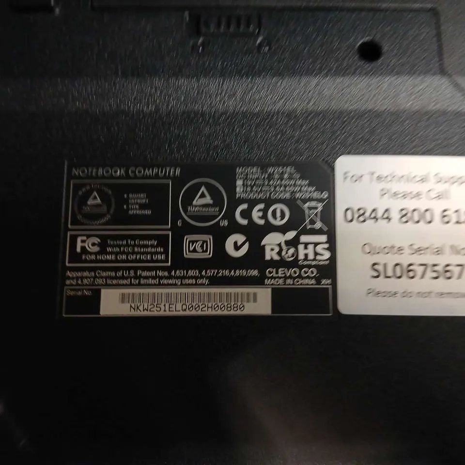 ZOOSTORM NOTEBOOK COMPUTER - MODEL W251EL