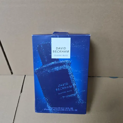DAVID BECKHAM CLASSIC BLUE GIFT SET - EDT 50ML & SHOWER GEL 200ML