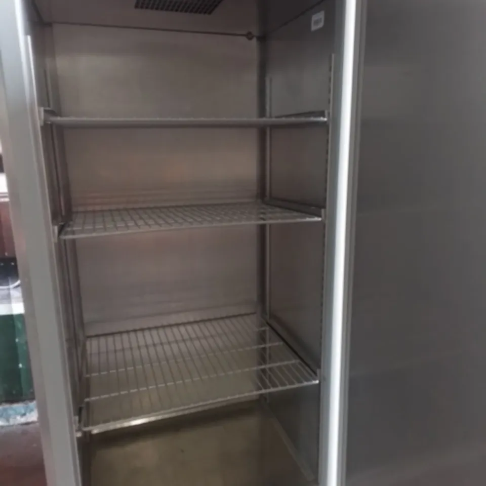  GRAM UPRIGHT FRIDGE